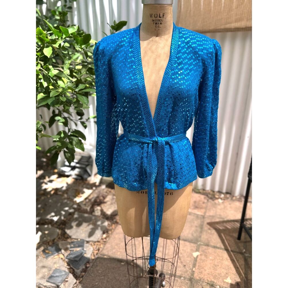 VTG 1980s St. John Sky Blu Round Metallic Paillettes Belted LS Wrap Sweater SZ M